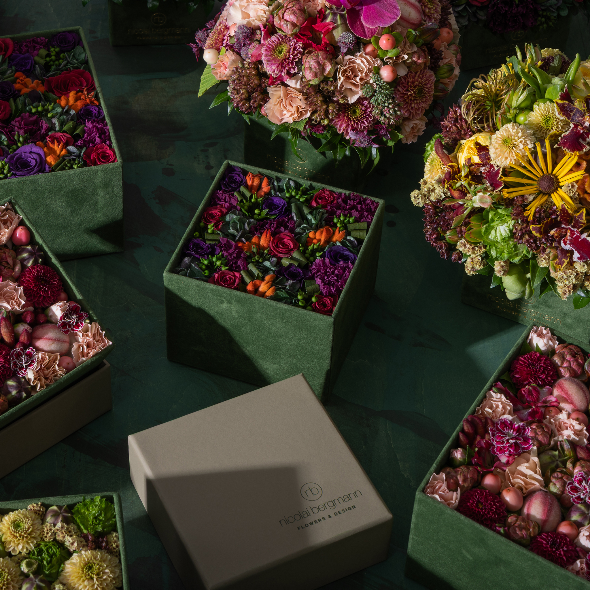 六本木限定フラワーアイテムが登場！｜Nicolai Bergmann