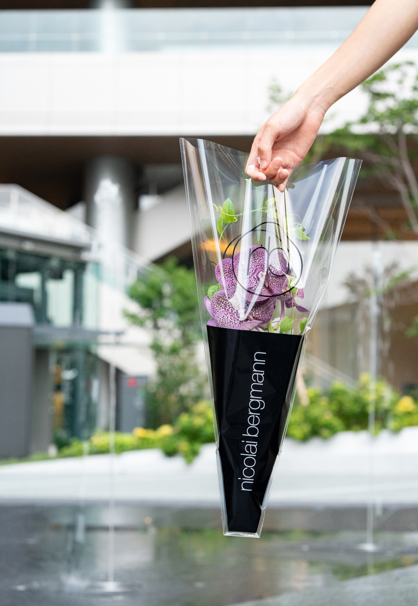 2025年9月12日「ニュウマン高輪」が本格開業！｜Nicolai Bergmann